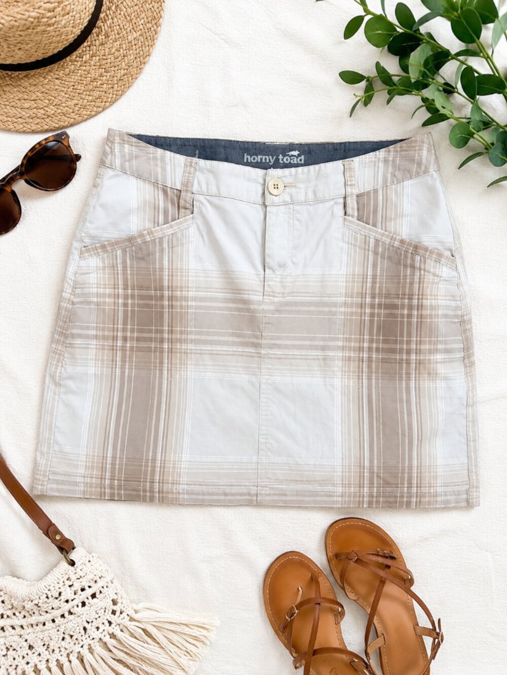 Horny Toad Plaid Mini Skirt Size 6 Beige White Outdoor Casual